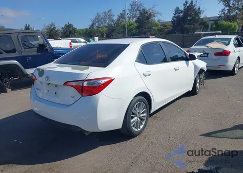 2015 Toyota Corolla Le Plus из США, поврежденный, VIN 5YFBURHE4FP185489